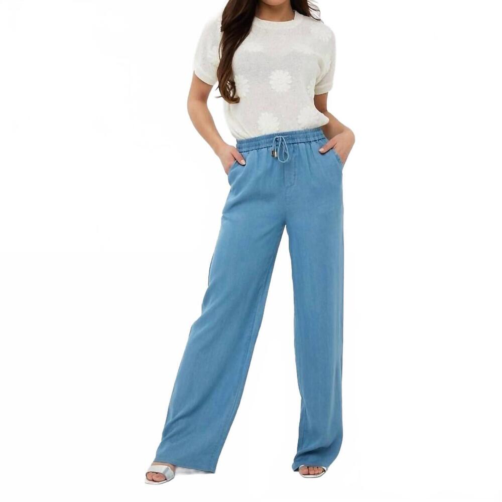 NEW ESQUALO women's senia flowers sweaters in off white